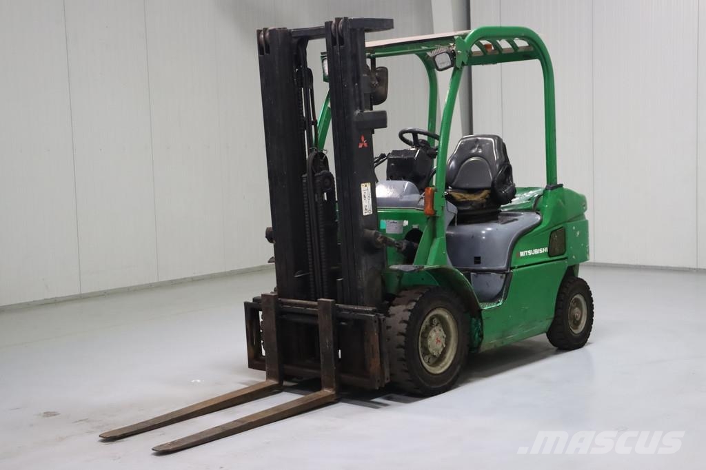 Mitsubishi FD25N Dízel targoncák