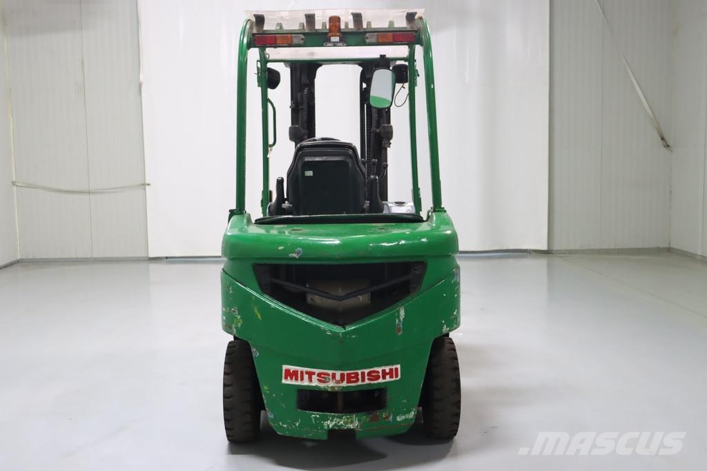 Mitsubishi FD25N Dízel targoncák