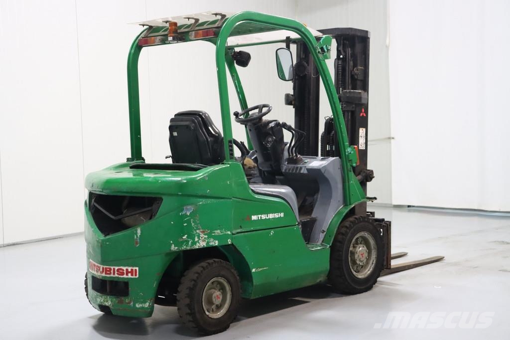 Mitsubishi FD25N Dízel targoncák