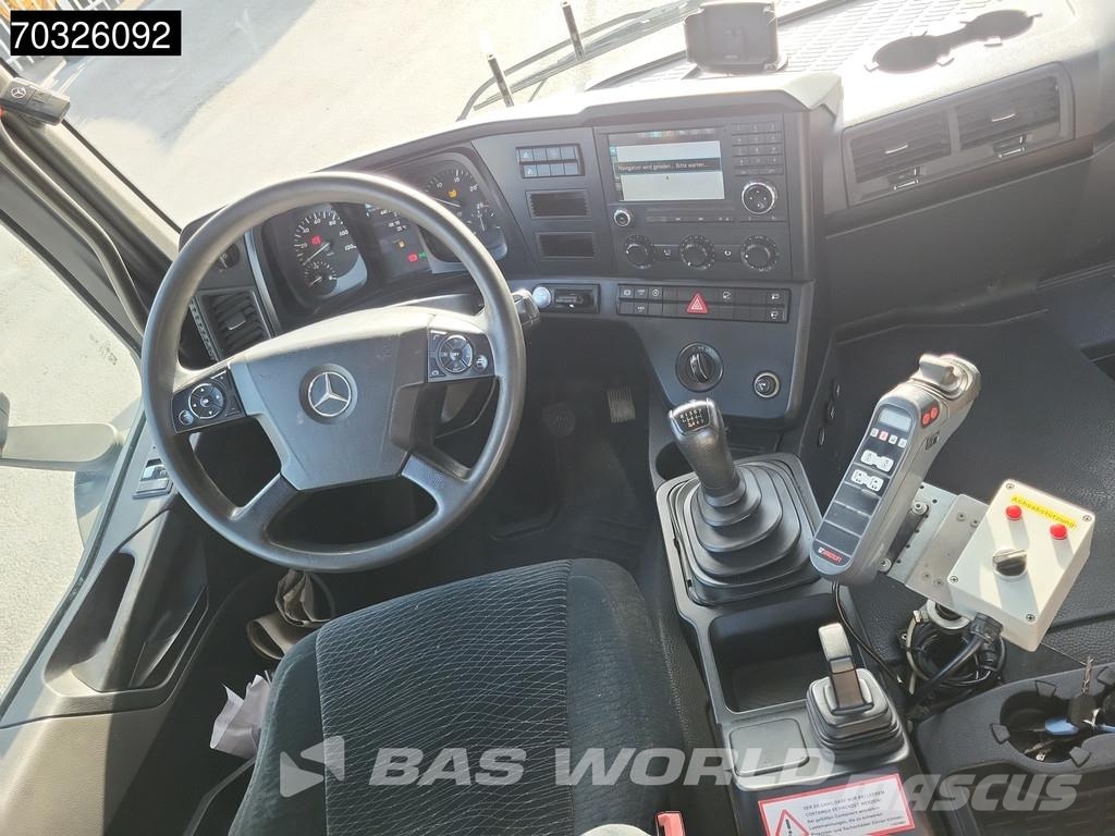 Mercedes-Benz Arocs 3245 8X4 HIAB XR26Z56 containersystem Steel Camion con gancio di sollevamento