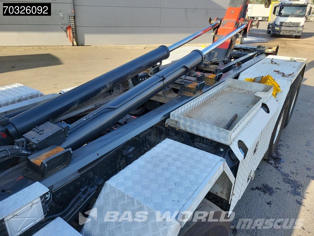 Mercedes-Benz Arocs 3245 8X4 HIAB XR26Z56 containersystem Steel Camion con gancio di sollevamento