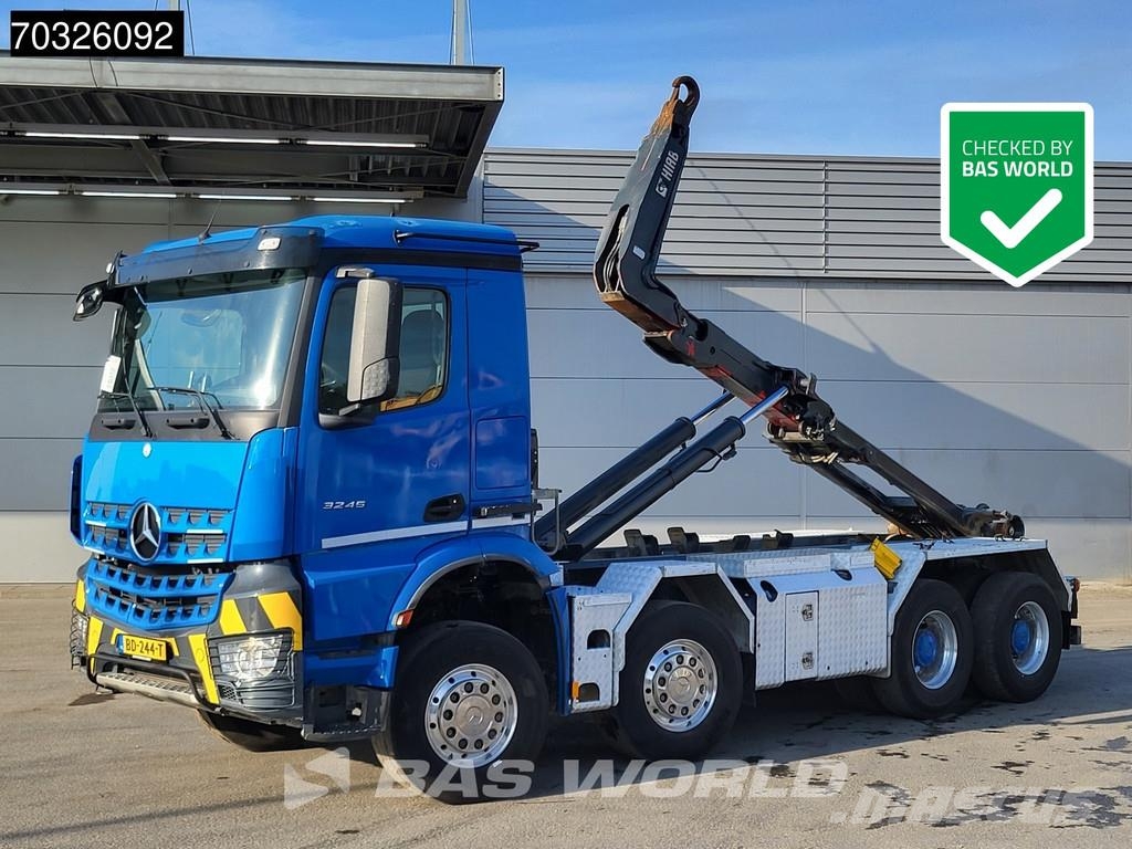 Mercedes-Benz Arocs 3245 8X4 HIAB XR26Z56 containersystem Steel Camion con gancio di sollevamento