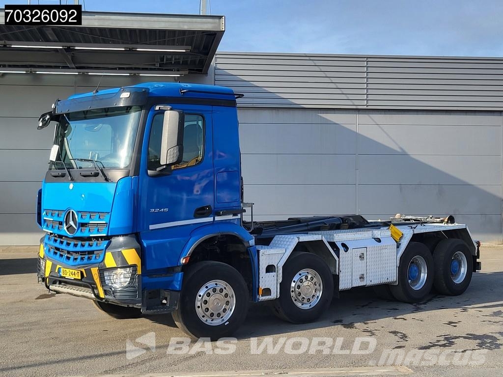 Mercedes-Benz Arocs 3245 8X4 HIAB XR26Z56 containersystem Steel Camion con gancio di sollevamento