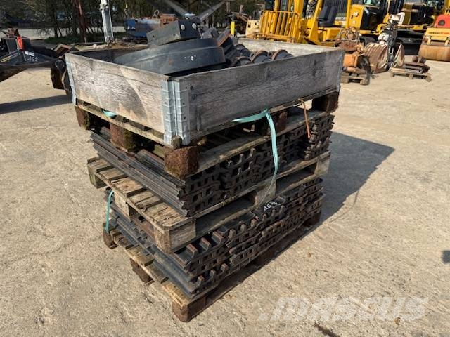 CAT 320-323-324-326 - 800 mm Orugas