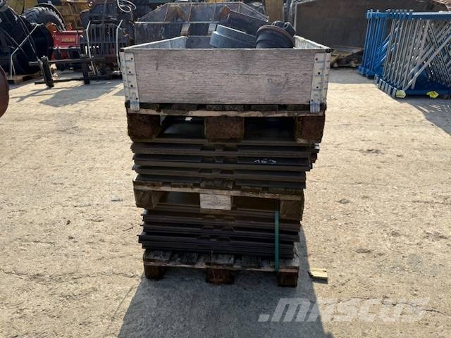 CAT 320-323-324-326 - 800 mm Orugas