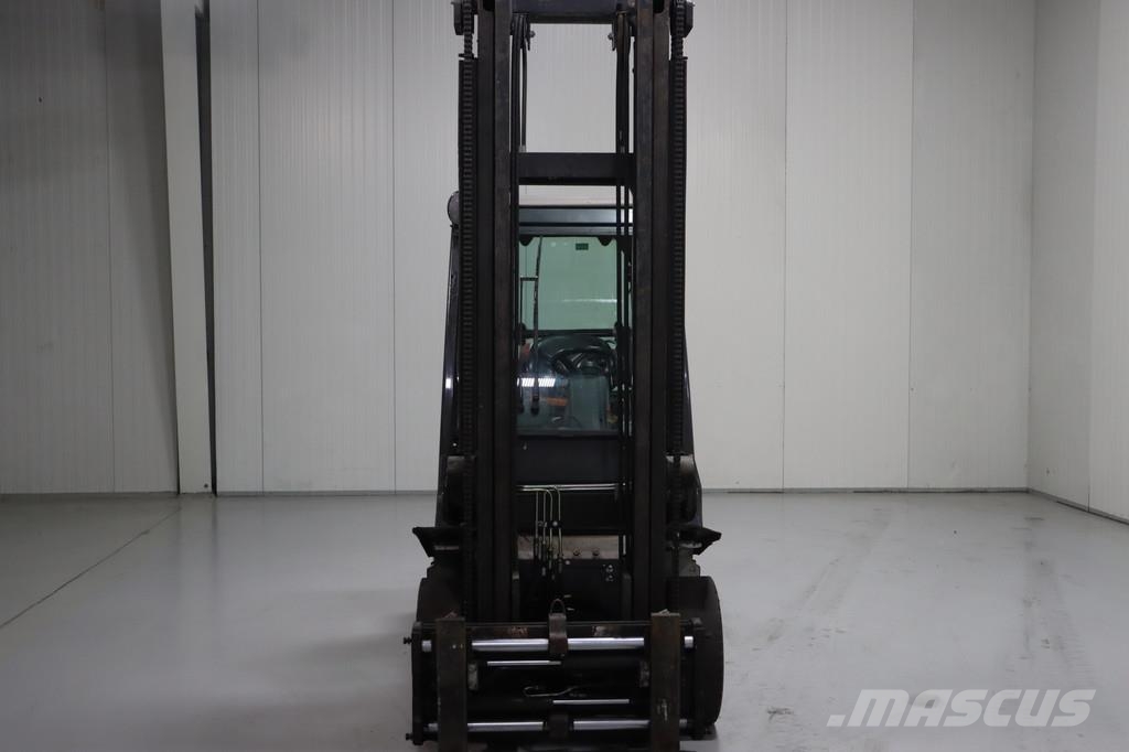 Nissan U1D2A25LQ LPG heftrucks