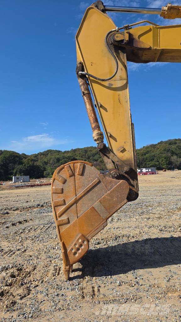 CAT 330 CL Gravemaskiner på larvebånd