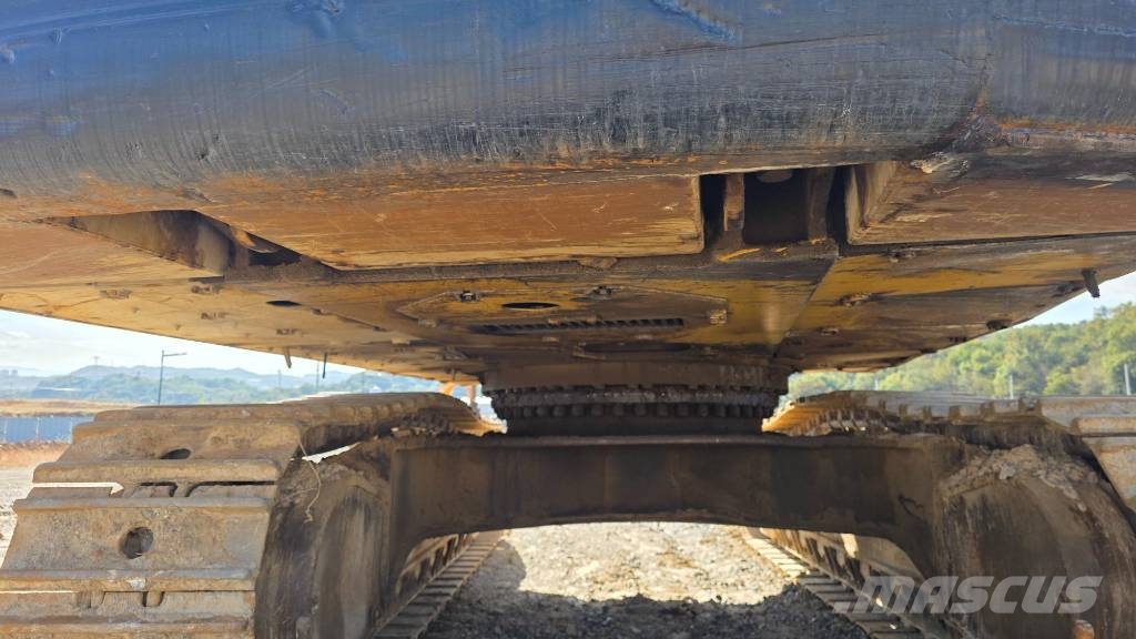 CAT 330 CL Gravemaskiner på larvebånd