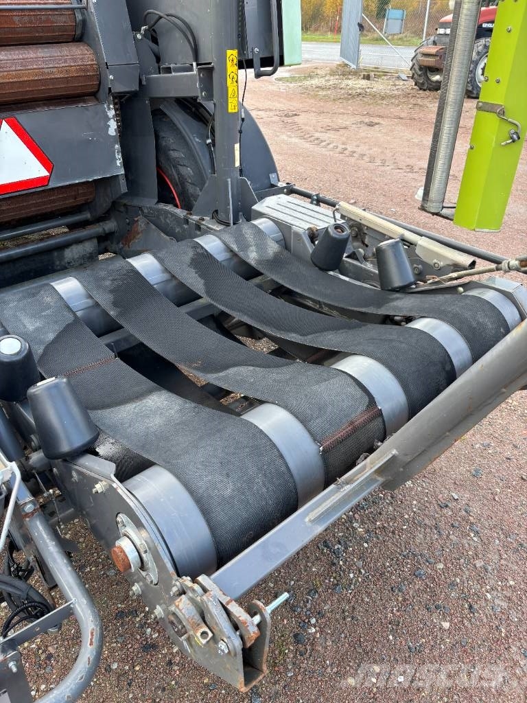 CLAAS Rollant 455 Uniwrap محزمات مستديرة