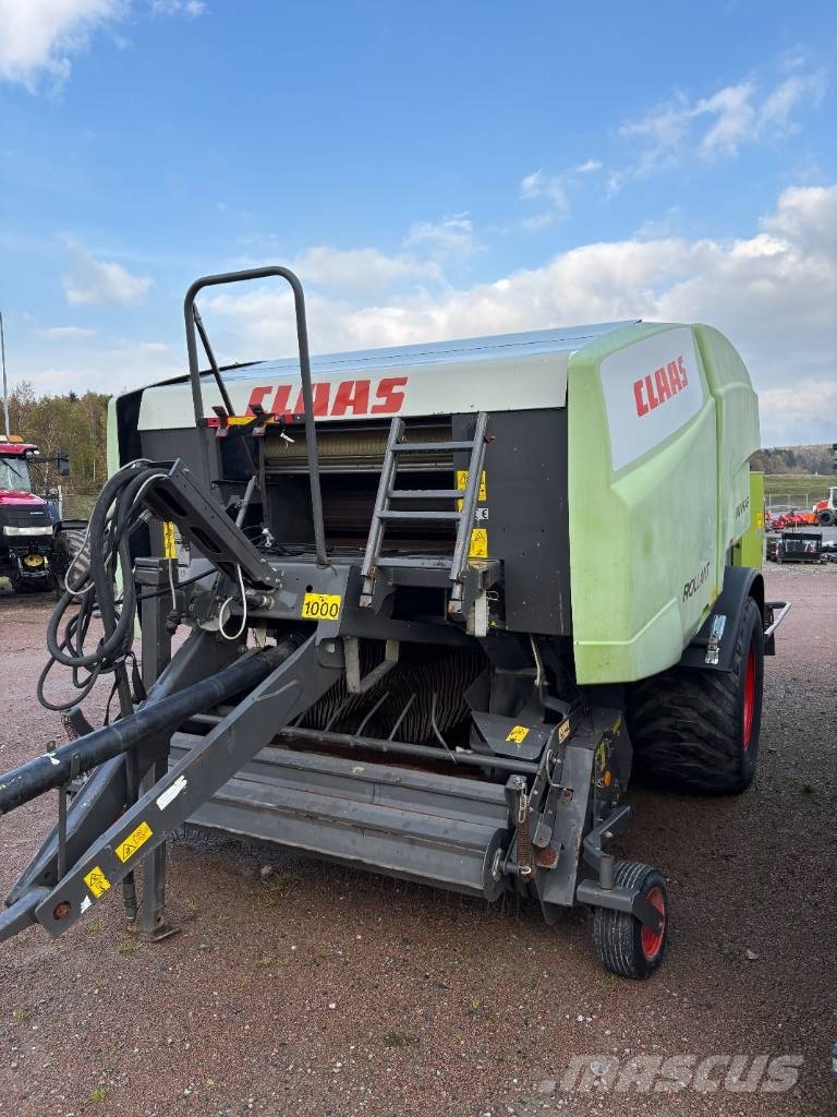 CLAAS Rollant 455 Uniwrap محزمات مستديرة