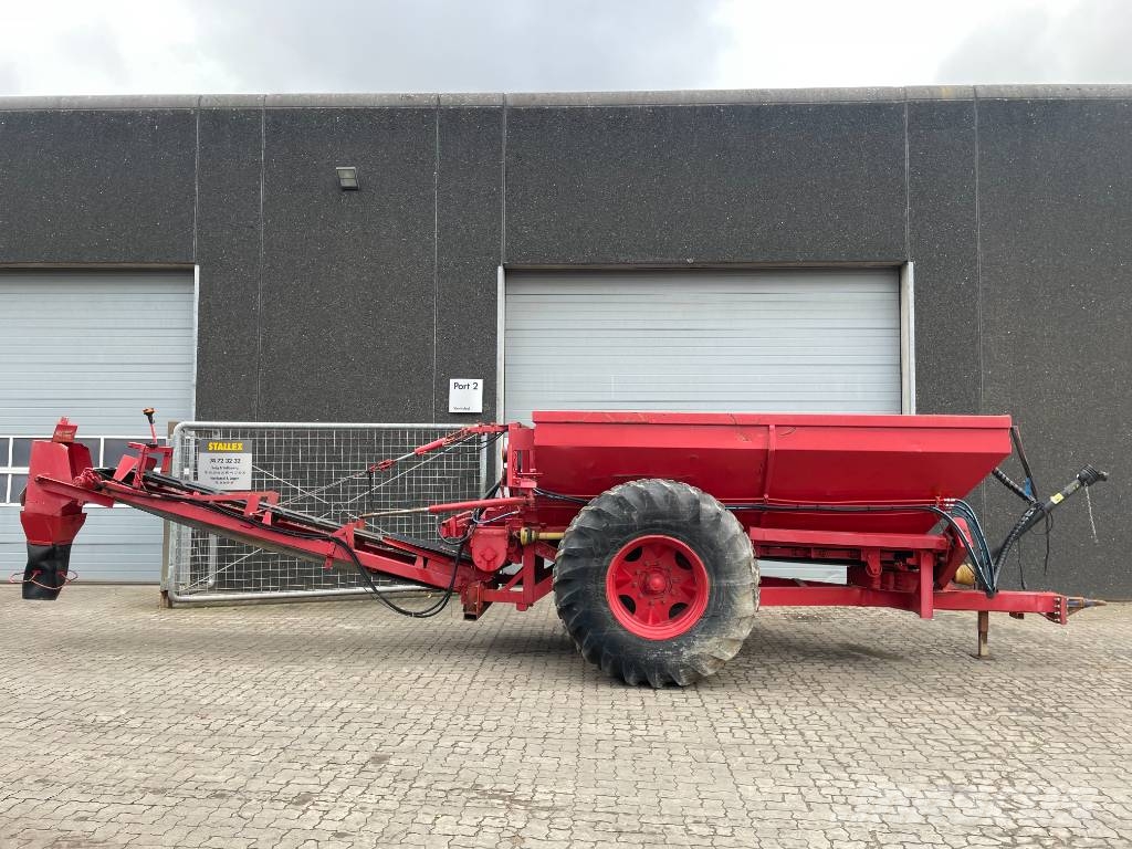 Bredal K65 Sandudlægger آلات التغطية بالرمل