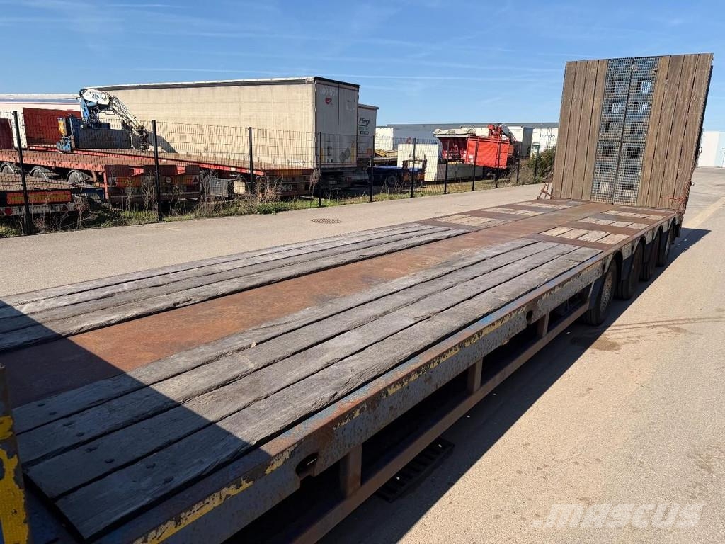 Faymonville STZ-4U - 81T - 3 HYDR STEERING AXLES - 11m LOWDBED Tieflader-Auflieger
