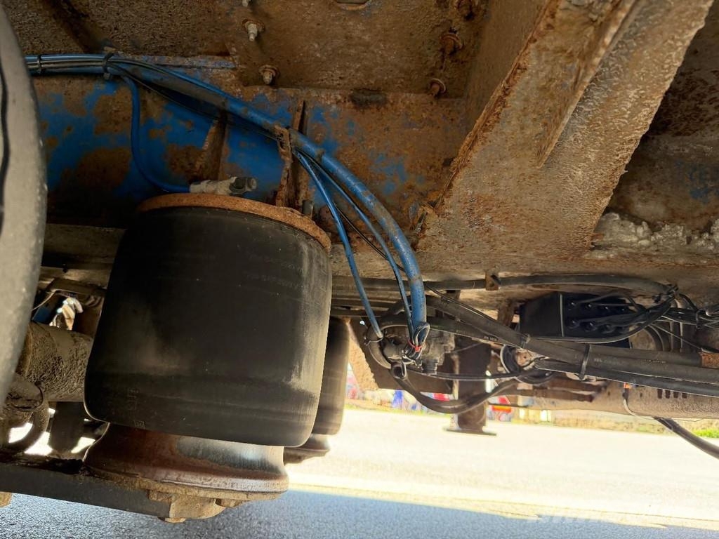 Faymonville STZ-4U - 81T - 3 HYDR STEERING AXLES - 11m LOWDBED Tieflader-Auflieger