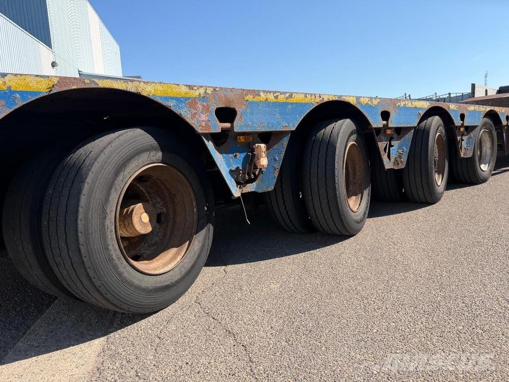 Faymonville STZ-4U - 81T - 3 HYDR STEERING AXLES - 11m LOWDBED Tieflader-Auflieger