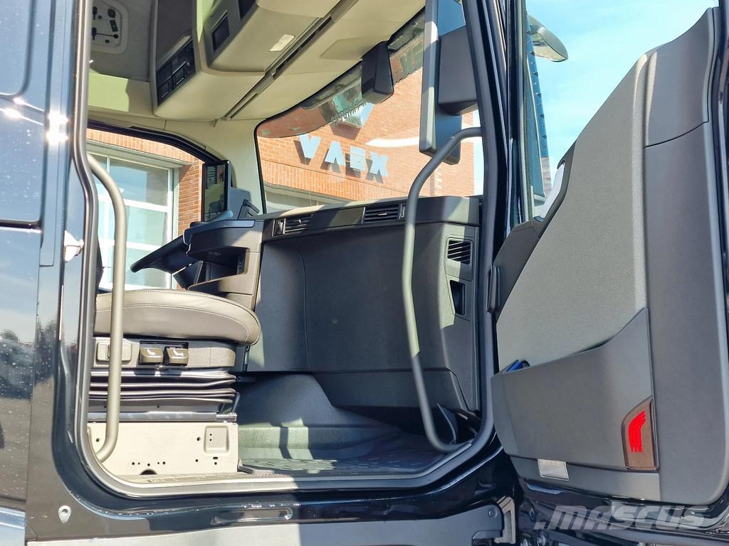 Volvo FH 13.500 Globetrotter XL 4x2 Aero - New - Full sp Naudoti vilkikai