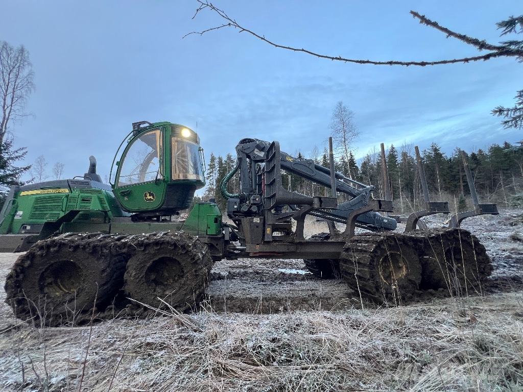 John Deere 1110 G Forwardery
