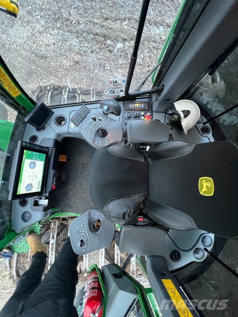 John Deere 1110 G Forwardery