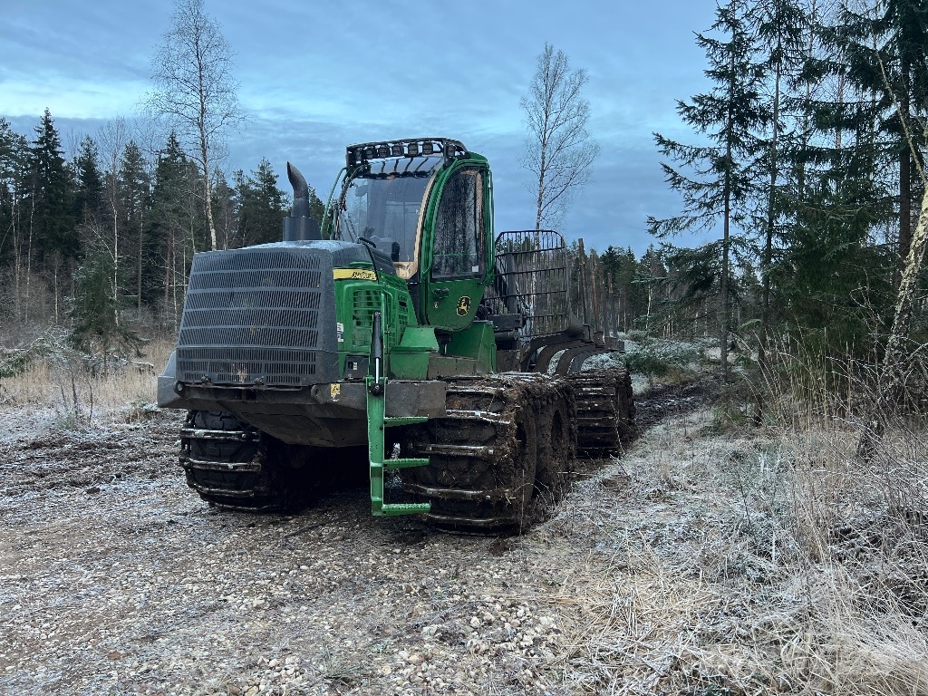John Deere 1110 G Forwardery