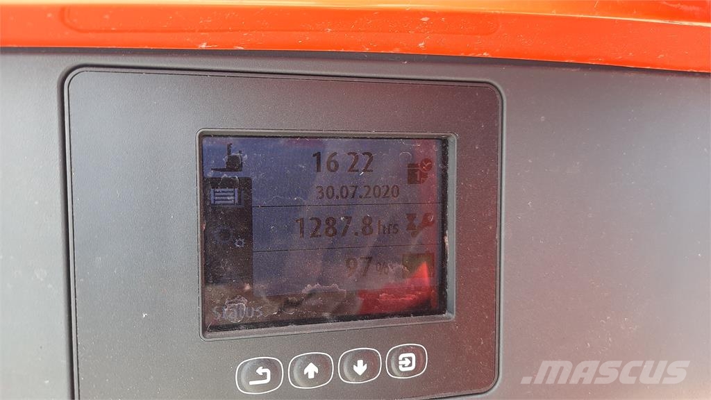 Linde L16 - BR1173 Самохідні електроштабелери