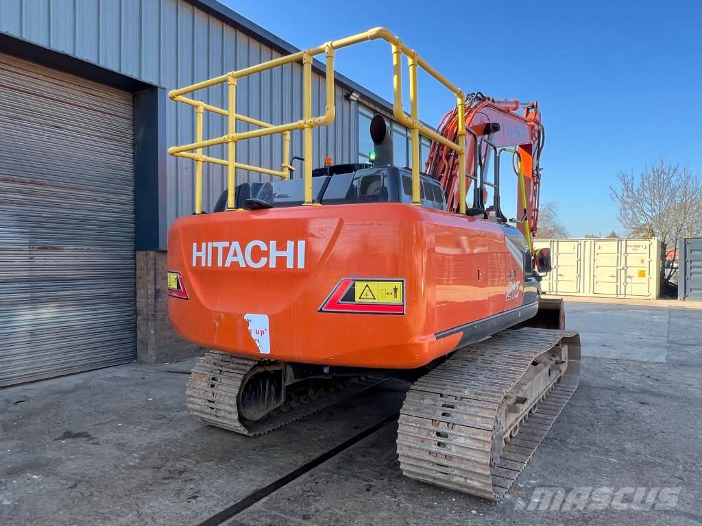 Hitachi ZX 210 LC-7 حفارات زحافة