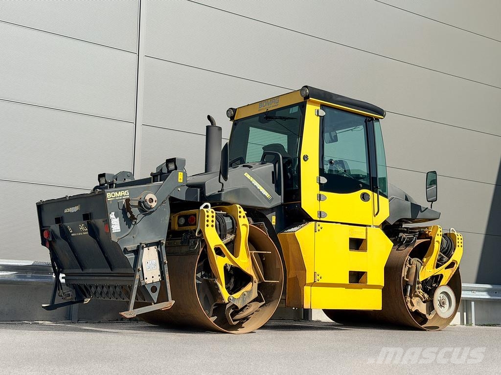 Bomag BW 174 AP-4V مداحل ثنائية الاسطوانة