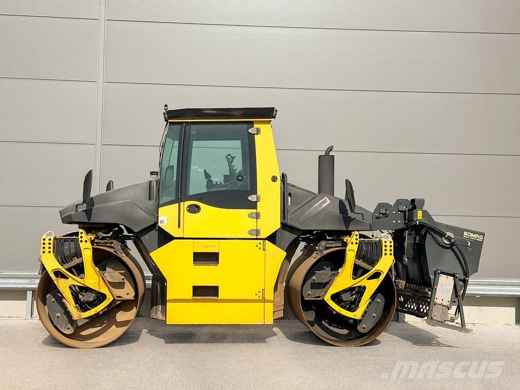 Bomag BW 174 AP-4V مداحل ثنائية الاسطوانة