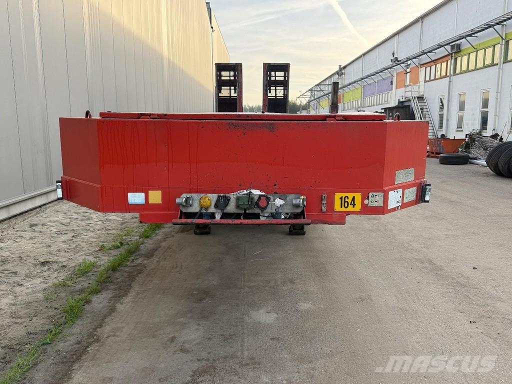 Broshuis 3ABSD-48 3 AXLE STEERING + HYDR. RAMPS + ADJUSTABL Žemo iškrovimo puspriekabės