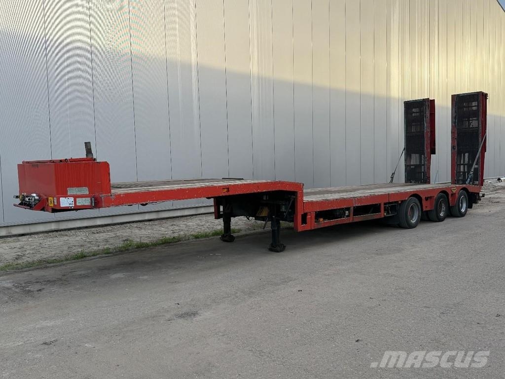Broshuis 3ABSD-48 3 AXLE STEERING + HYDR. RAMPS + ADJUSTABL نصف مقطورة مسطحة منخفضة