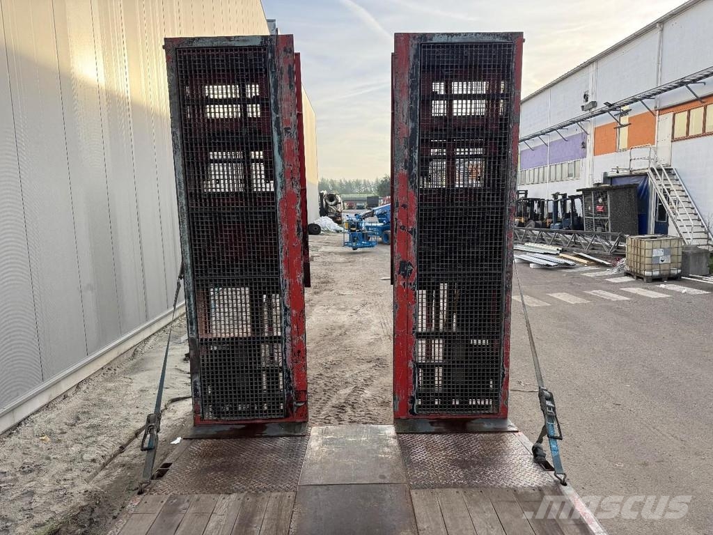 Broshuis 3ABSD-48 3 AXLE STEERING + HYDR. RAMPS + ADJUSTABL نصف مقطورة مسطحة منخفضة