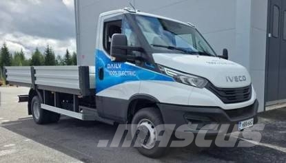 Iveco eDaily 70C14E Caja abierta/laterales abatibles