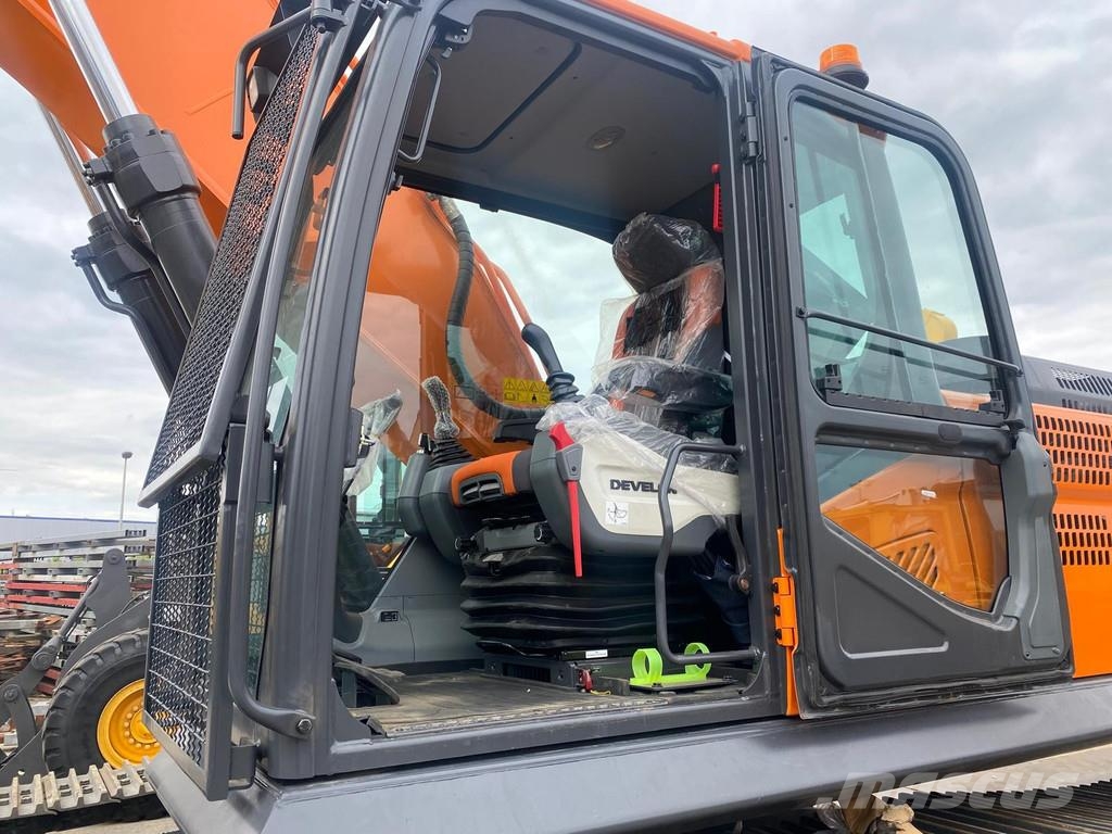 Develon DX360LCA-7M . Rupsgraafmachines