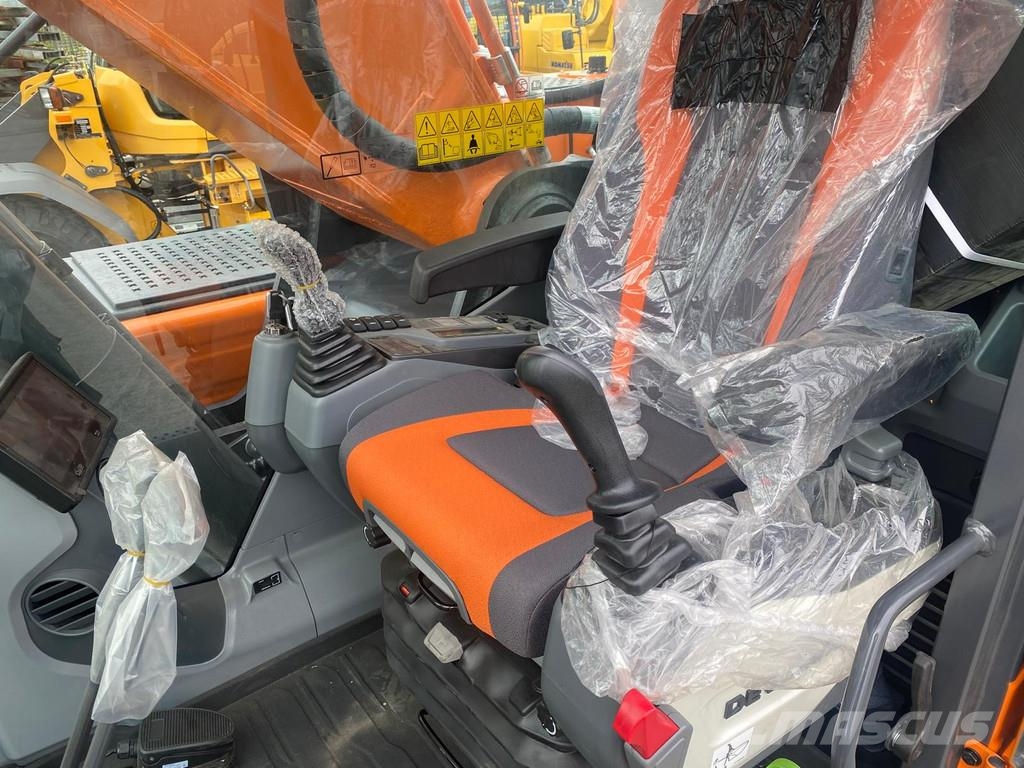 Develon DX360LCA-7M . Rupsgraafmachines