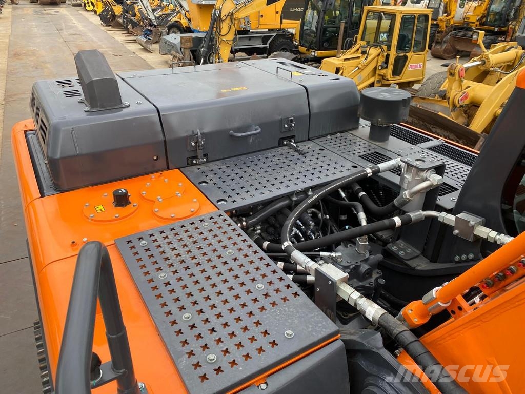 Develon DX360LCA-7M . Rupsgraafmachines