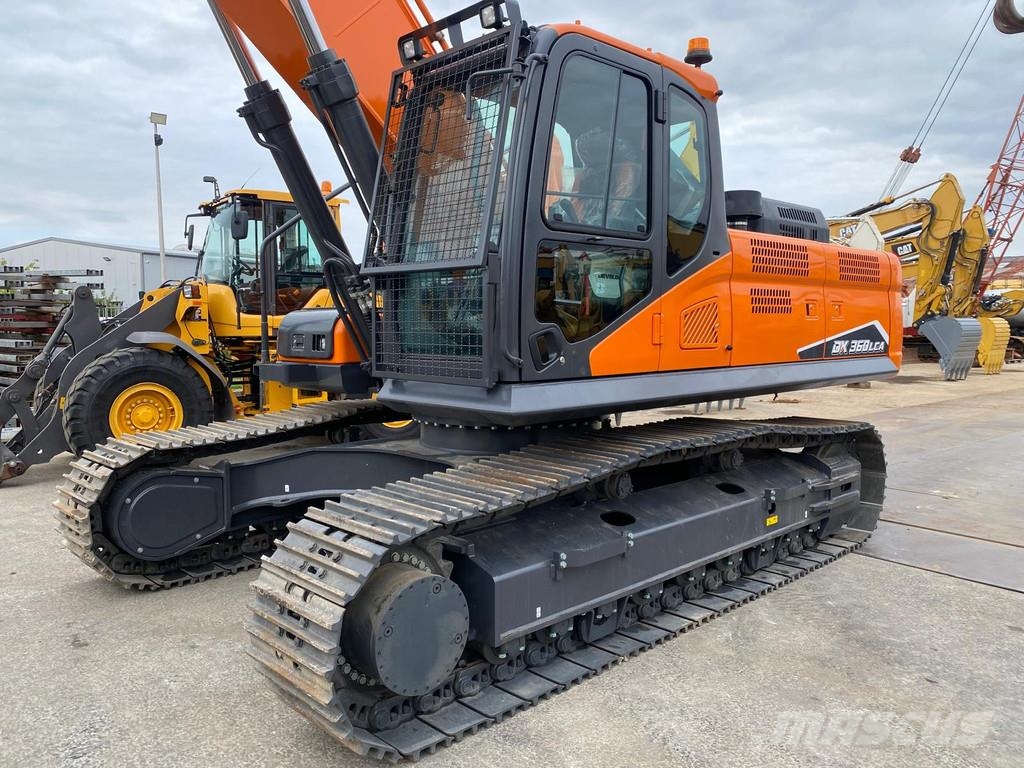 Develon DX360LCA-7M . Rupsgraafmachines