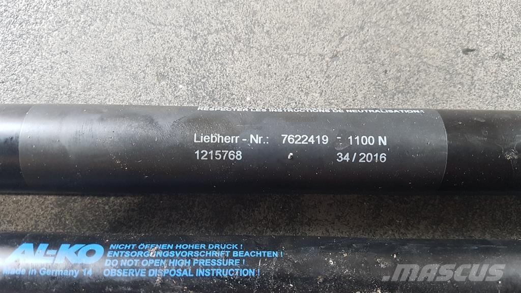 Liebherr L 544 - Gas spring/Gasfeder/Gasveer Chasís