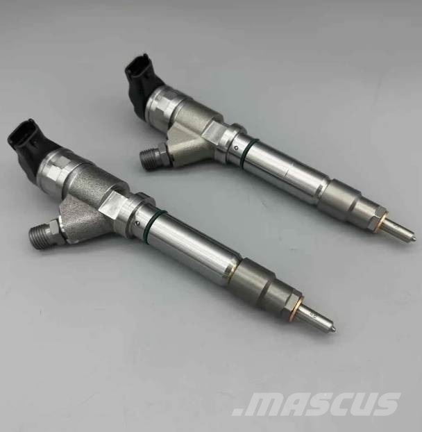 Good Price Bosch Diesel Engine Injector 0445110176 Engines