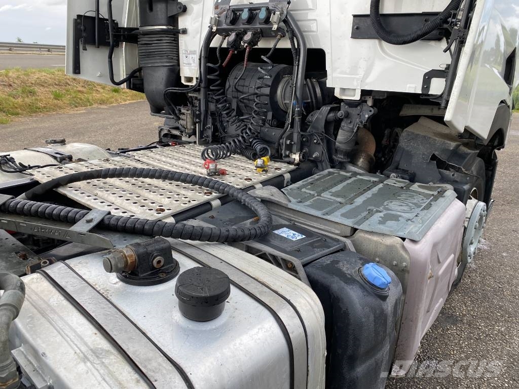 Renault T 480 / AFHYMAT Origine Française endommagé Trekkvogner