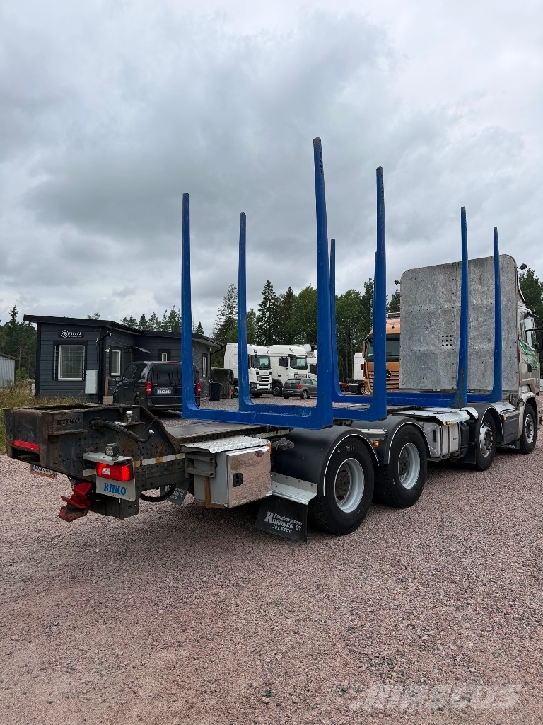 Scania R 730LB8x4NB Transporte de madera