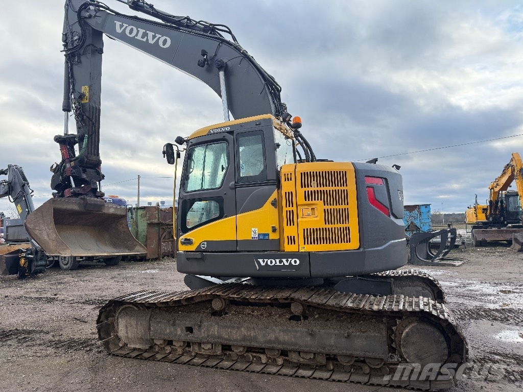 Volvo ECR 235 Pelle sur chenilles