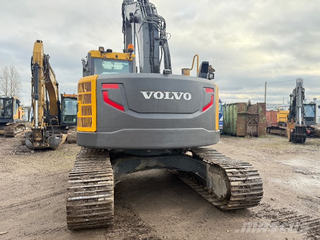 Volvo ECR 235 Pelle sur chenilles