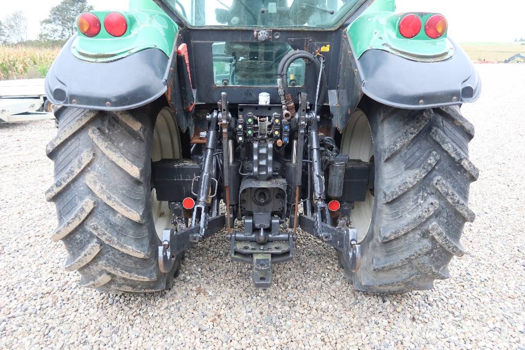 Valtra T130 Traktorer