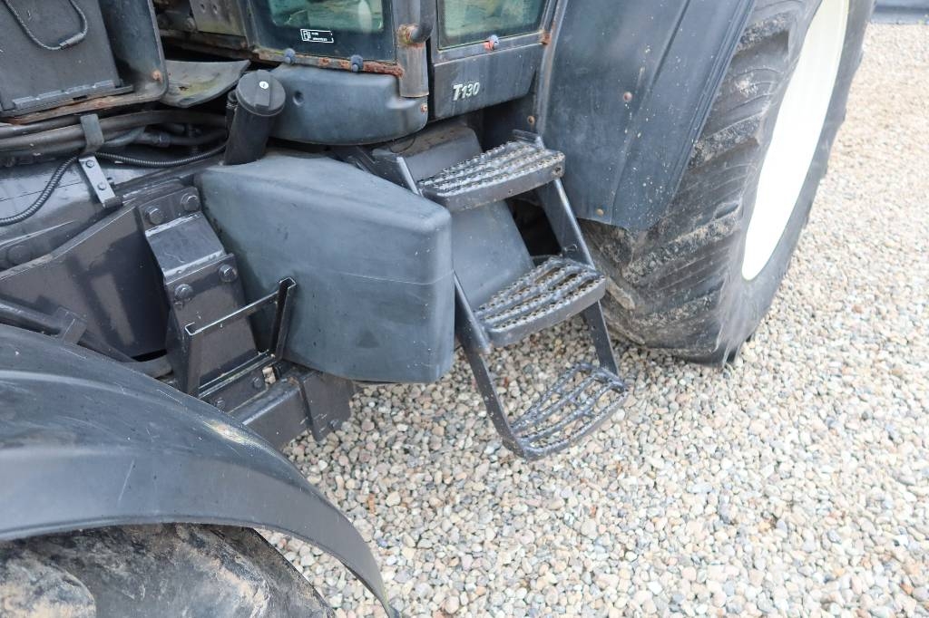 Valtra T130 Traktorer
