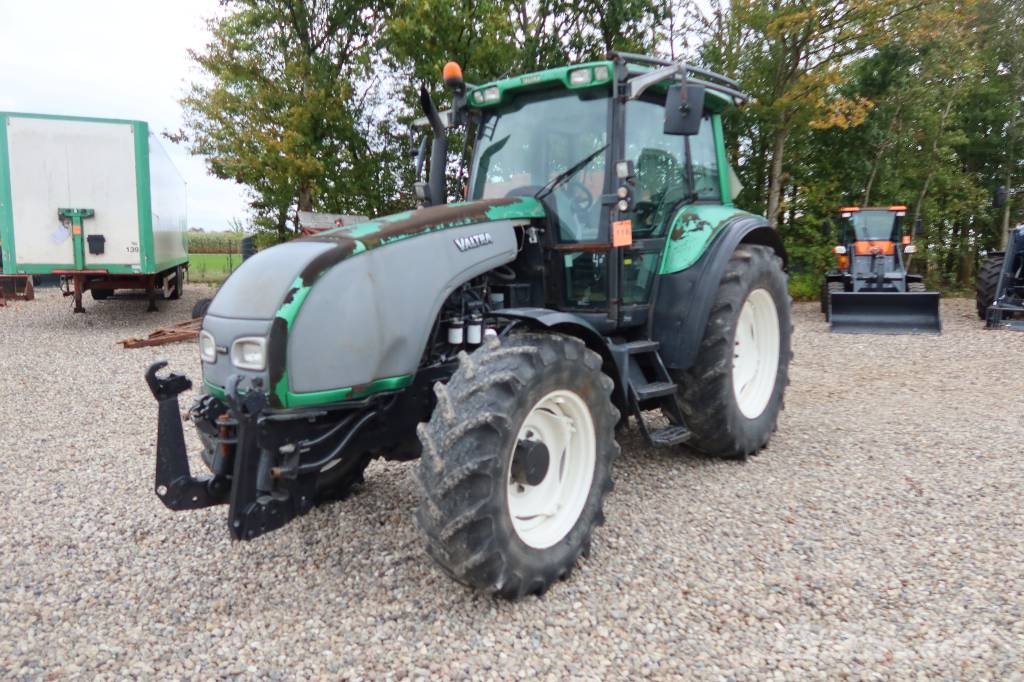 Valtra T130 Traktorer