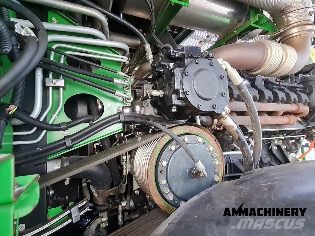 John Deere 9900i including John Deere 639 Premium Μηχανές χορτονομής