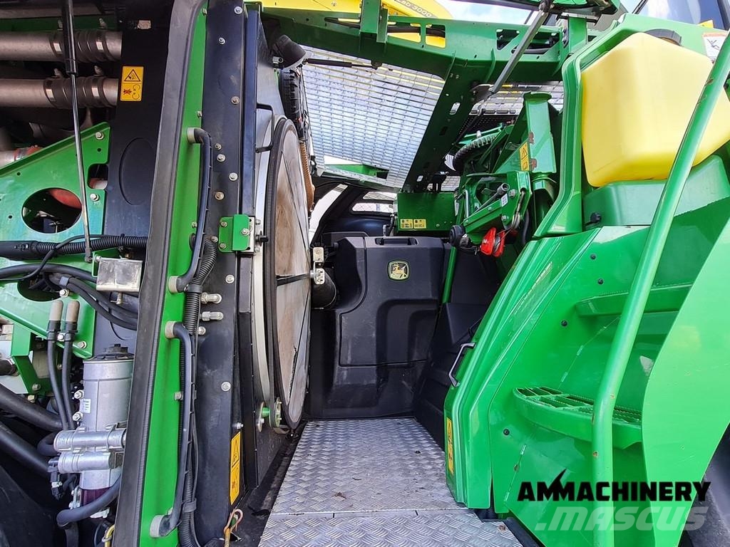 John Deere 9900i including John Deere 639 Premium Μηχανές χορτονομής