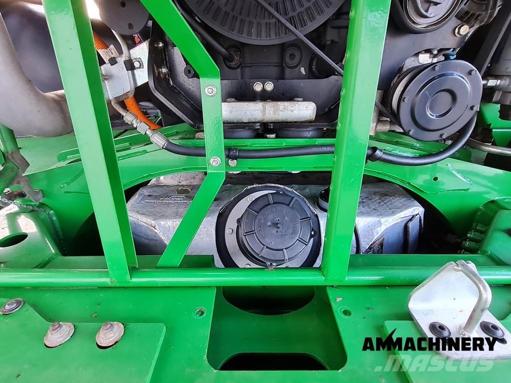 John Deere 9900i including John Deere 639 Premium Μηχανές χορτονομής