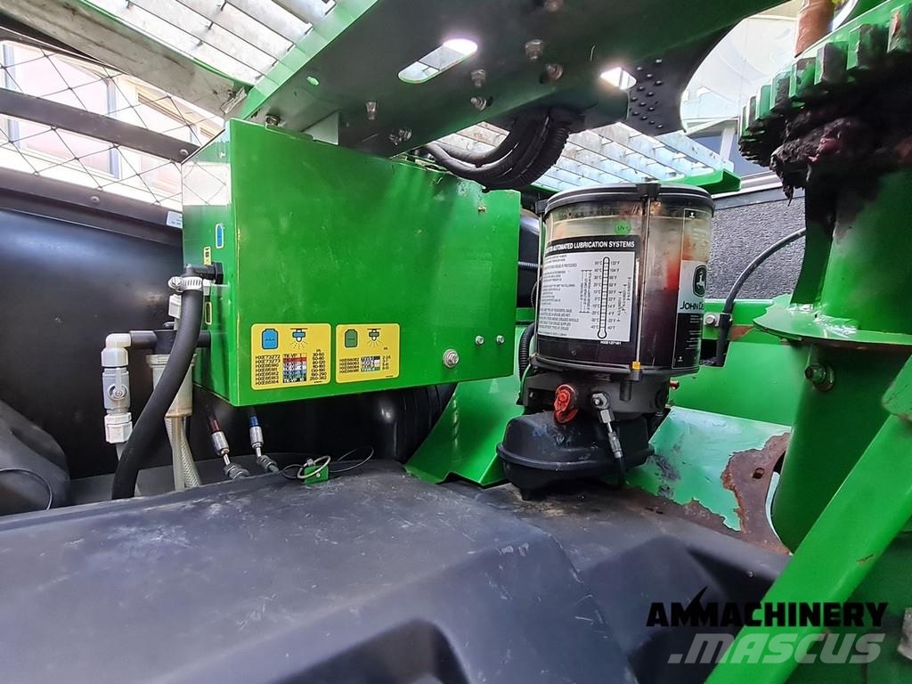 John Deere 9900i including John Deere 639 Premium Μηχανές χορτονομής