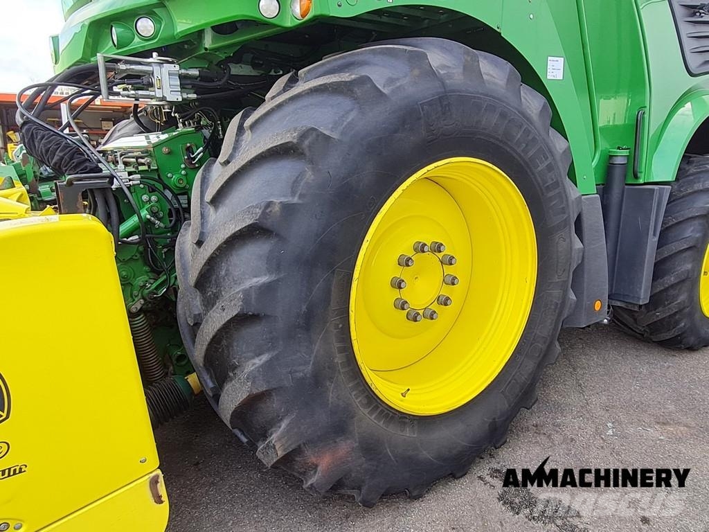 John Deere 9900i including John Deere 639 Premium Μηχανές χορτονομής