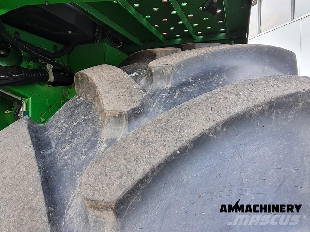 John Deere 9900i including John Deere 639 Premium Μηχανές χορτονομής
