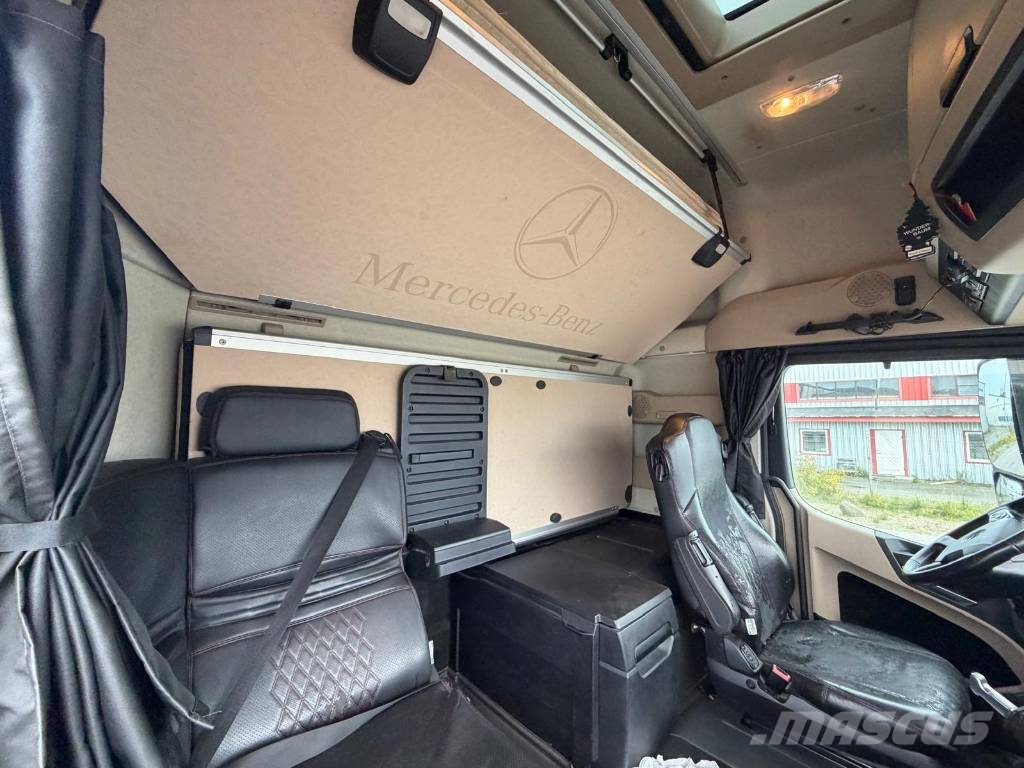 Mercedes-Benz ACTROS 2551 6X2 Seria nr 4295 Umpikorikuorma-autot